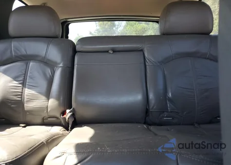 2002 Chevrolet Tahoe C1500 из США, поврежденный, VIN 1GNEC13ZX2R266452